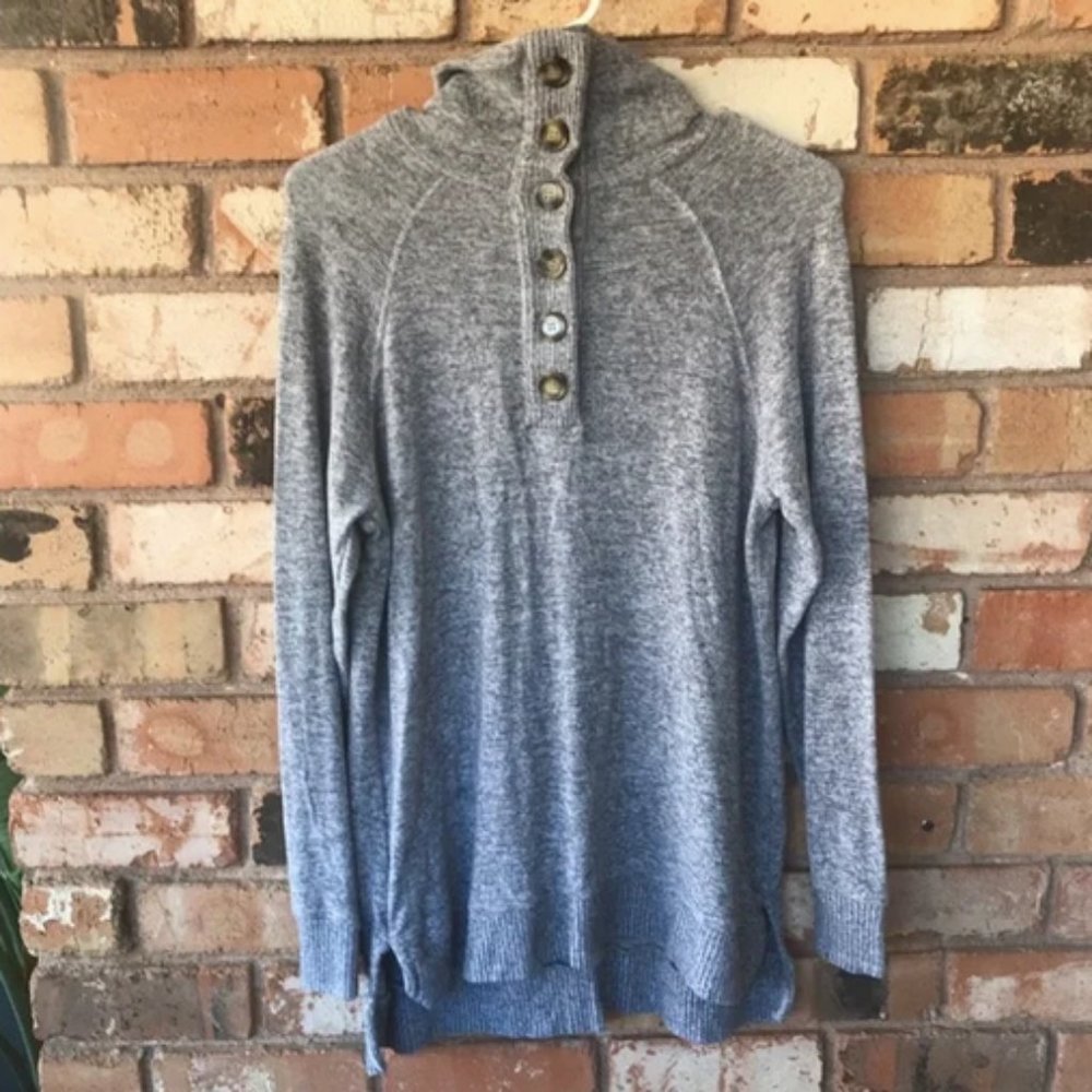 Anthropologie Saturday Sunday Gray Long Sleeve Sweater with buttons